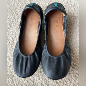 Matte Black Tieks